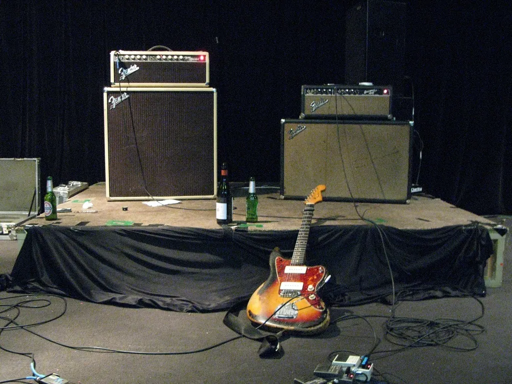 Fender Guitars: un video didattico sugli Open String Riffs