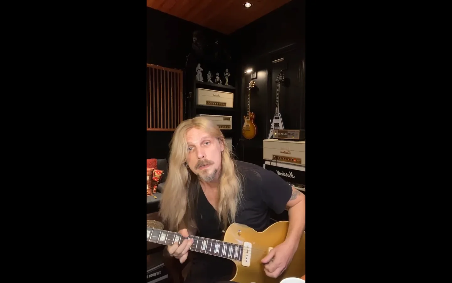 Judas Priest: Richie Faulkner torna a suonare dopo l'intervento
