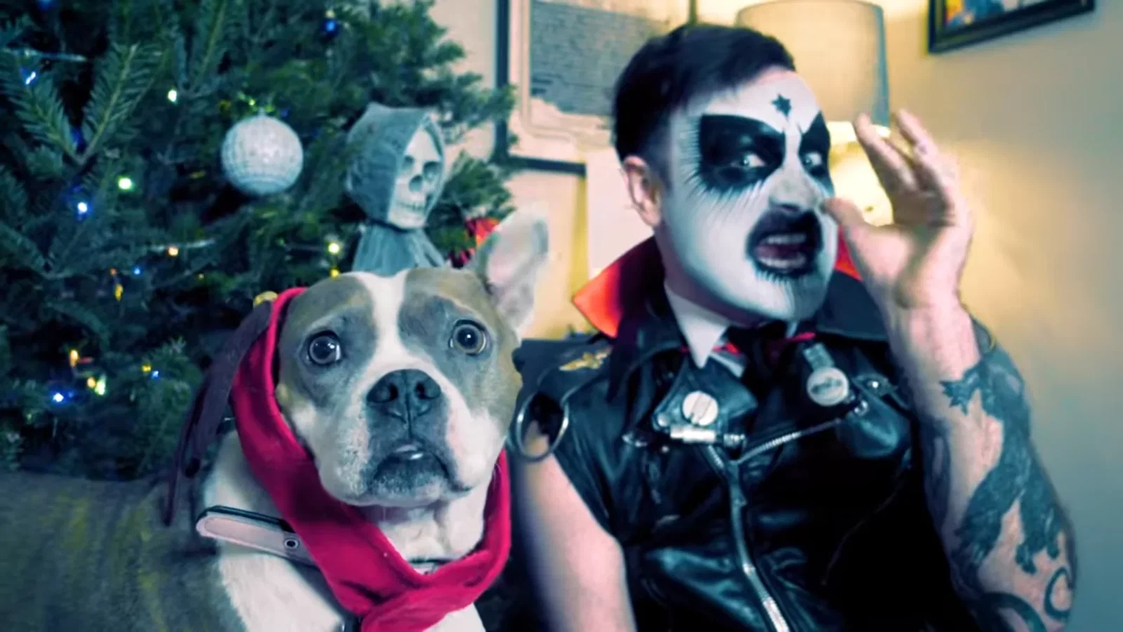King Diamond: membri di Khemmis e The Black Dahlia Murder eseguono la cover di 'Halloween'