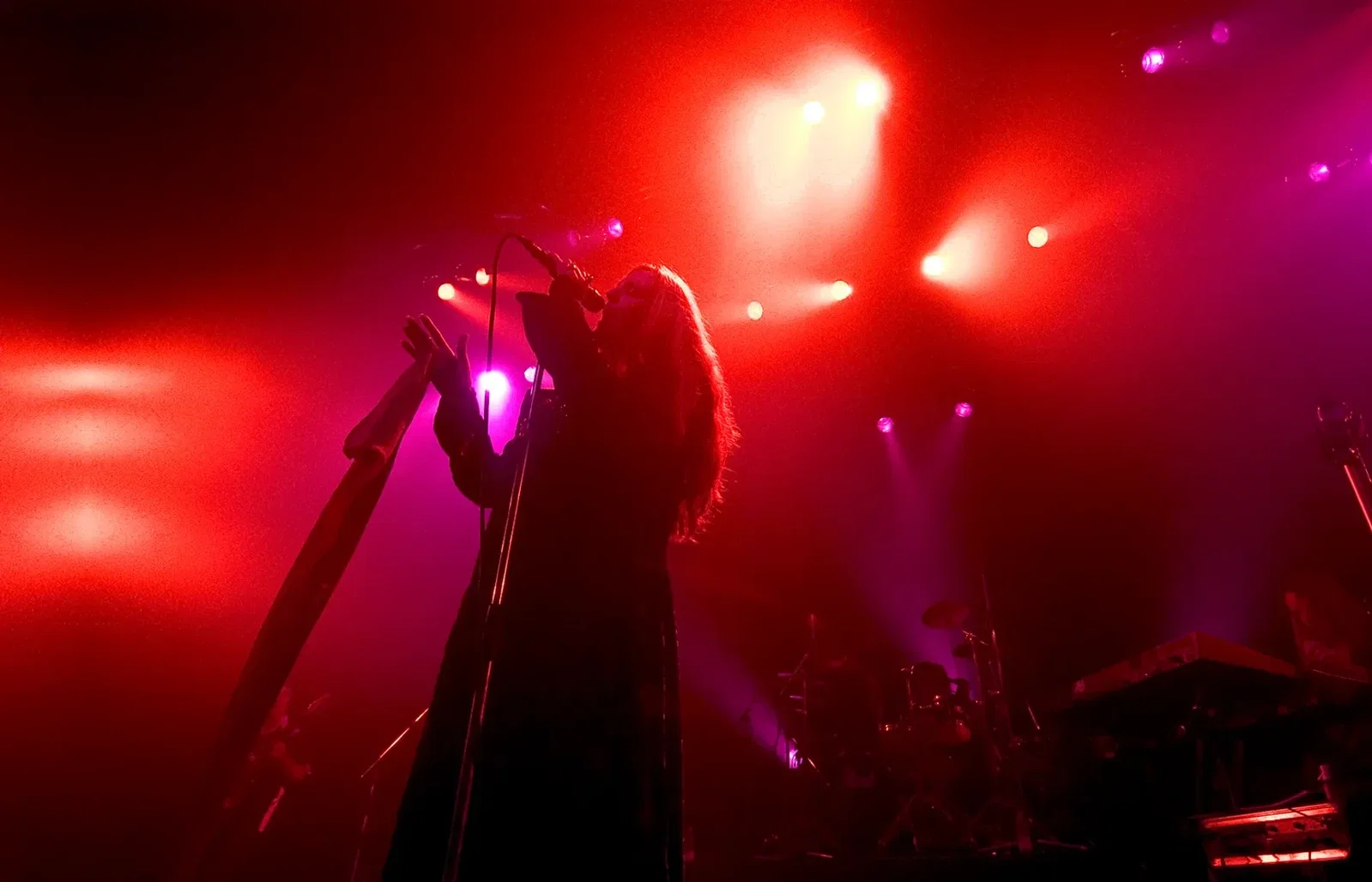 Lana Lane: comeback discografico a fine mese, il video del singolo 'Under The Big Sky'
