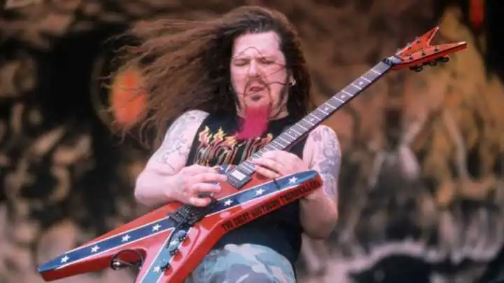 Pantera: la band celebra quello che sarebbe stato il 57° compleanno di Dimebag Darrell sul palco di Austin