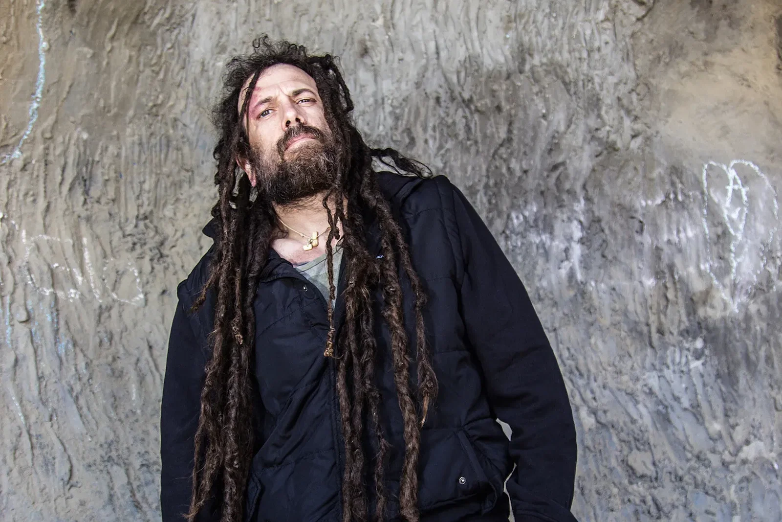 Chris Barnes: "Mi ha fatto male vedere 'A Death Metal Round Table', disprezzo quello che questo genere è diventato"