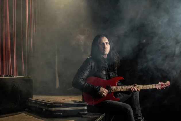 Gus G.: guarda il video di 'Night Driver'