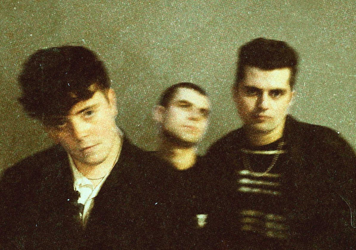 Baby Strange: guarda il nuovo video di 'Under the Surface'