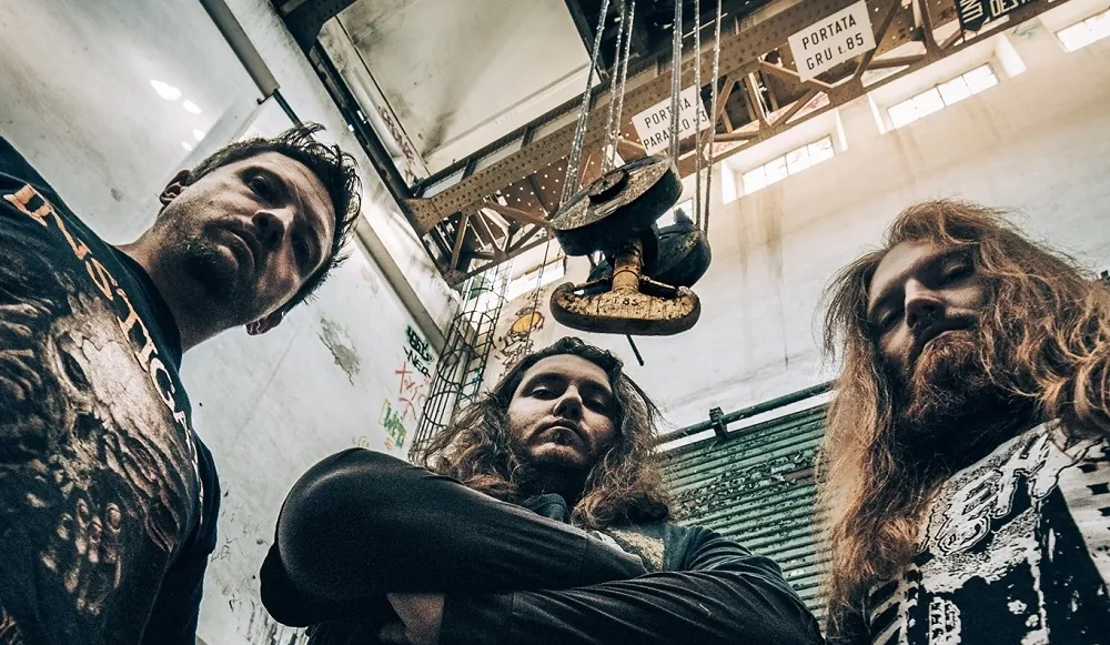 Fadead: il lyric video di 'L'Estremità del Mondo'