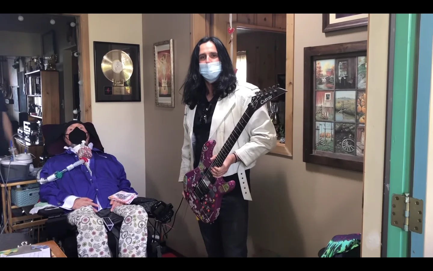Gus G.: fa visita a Jason Becker (video)