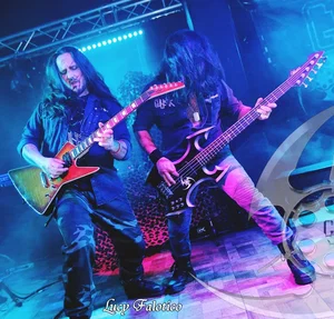 Gamma Mörser (Fabio ‘Vichingo’ Cavestro, a sinistra) e Mr. Messerschmitt (Alessandro Dominizi)