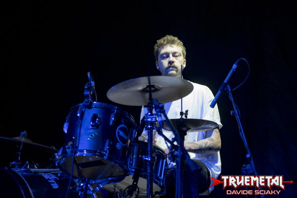 Hugs of the Sky-1