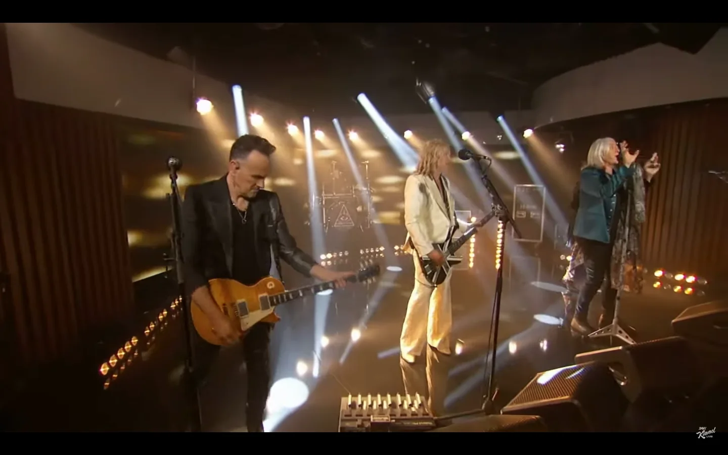 Def Leppard: il video professionale dell'esibizione al Jimmy Kimmel Live!