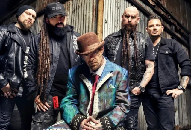 Five Finger Death Punch: ascolta il nuovo singolo 'Times Like These'