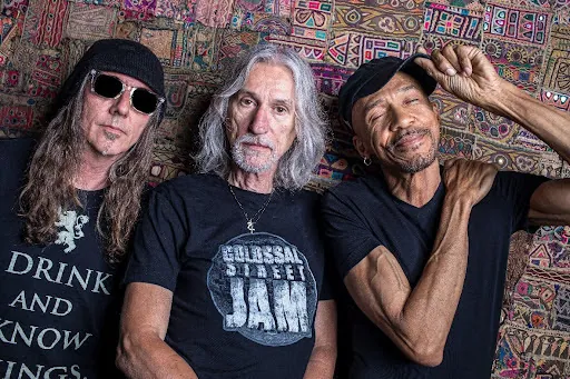 King's X:  il lyric video del nuovo singolo 'Give It Up'