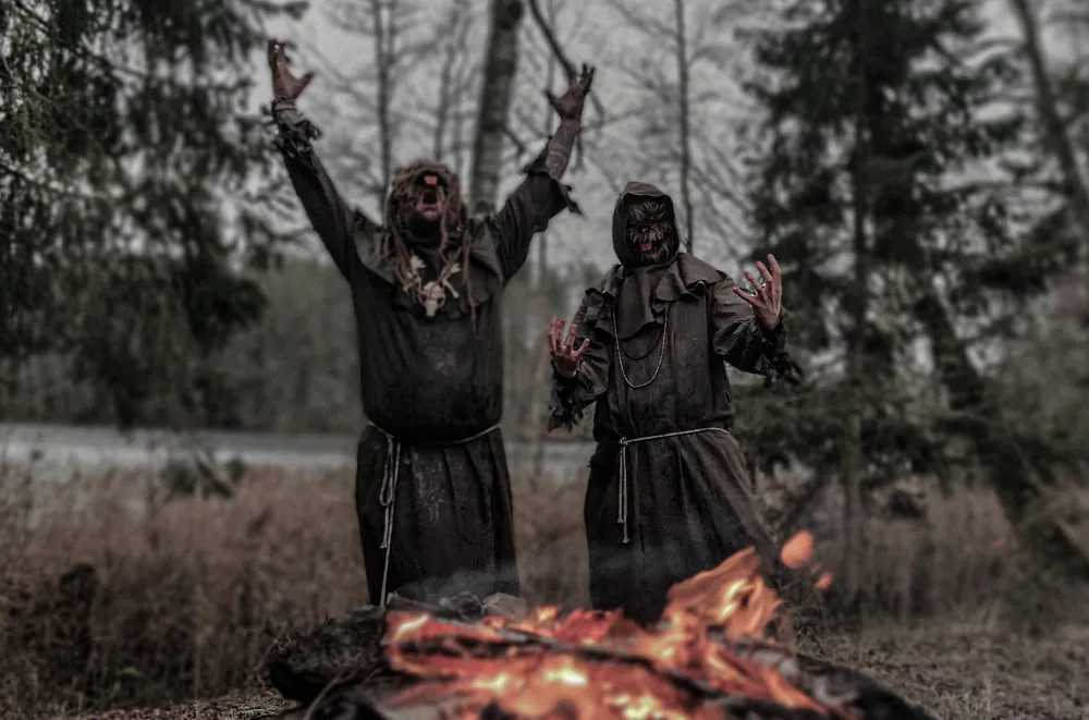 Belarus Beaver: il videoclip di 'And the Dam Shall Be Your Grave' per gli inventori del "true swedish beaver grind"