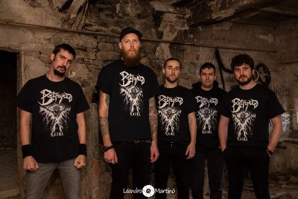 Betrayed: guarda il video di 'Time Is the Best Murderer'