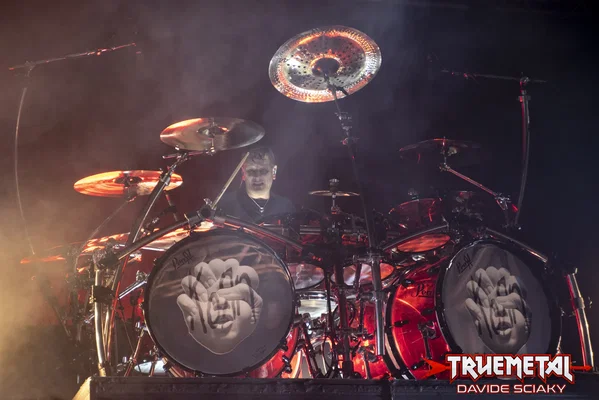 Korn-6