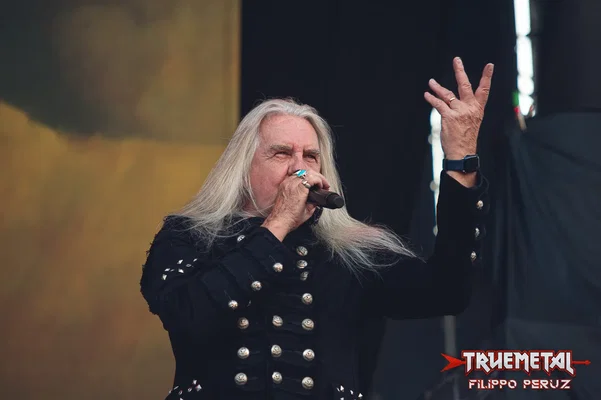 Saxon-03