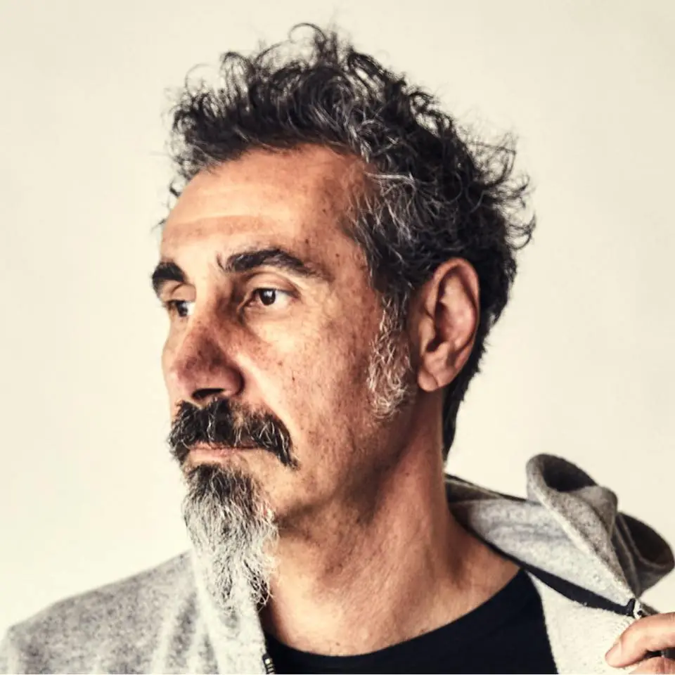 Serj Tankian: il video ufficiale di 'Amber' con Sevak Amroyan