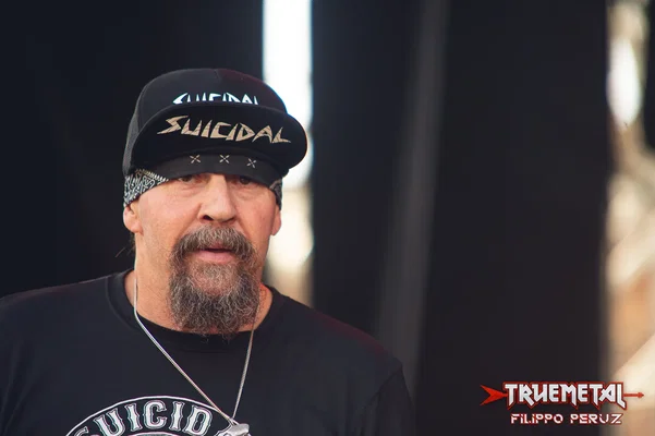 Suicidal Tendencies-02