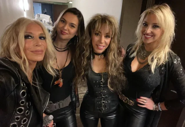 Vixen: Roxy Petrucci, "nuovo singolo presto in arrivo"