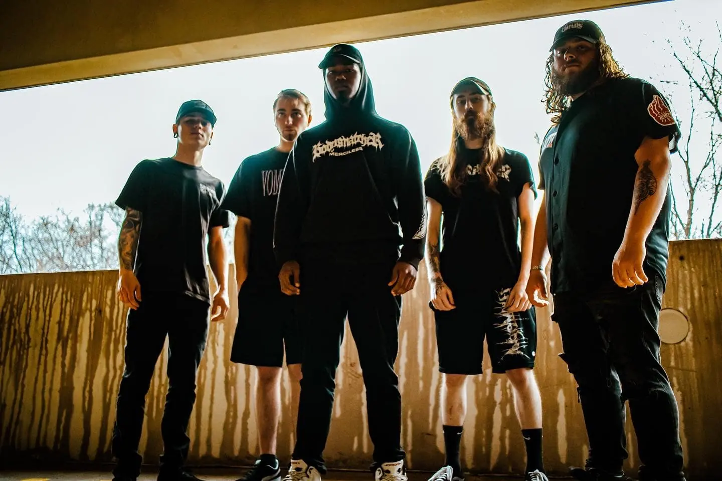 Liminal: ascolta 'Burn', il singolo di debutto