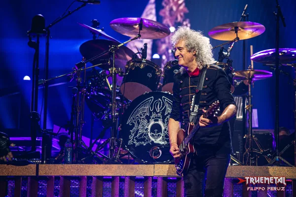 Queen-01