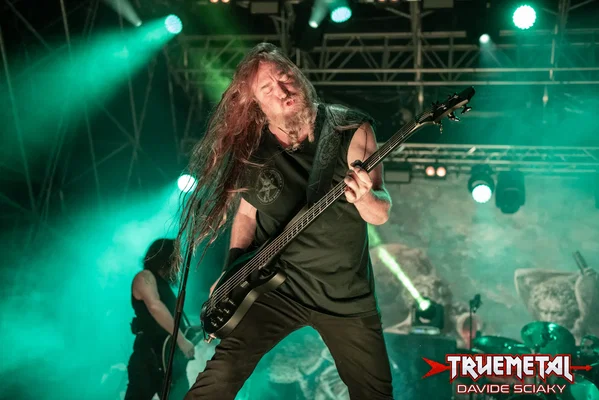 Testament-1