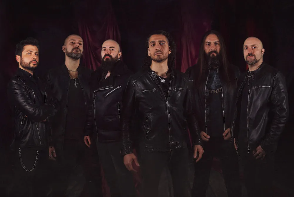 Kaledon: Alex Mele annuncia un periodo di sospensione della band