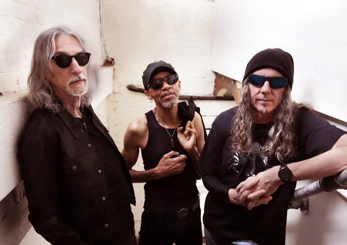 King's X: il video ufficiale di 'All God's Children'