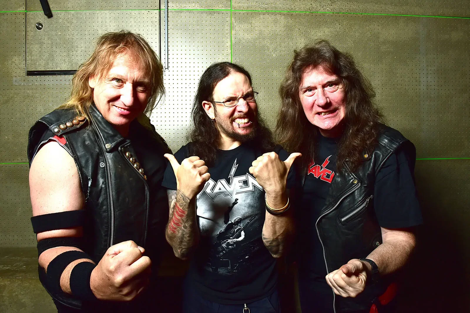 Raven: guarda il lyric video di 'Rock This Town' dal nuovo "Leave 'Em Bleeding"