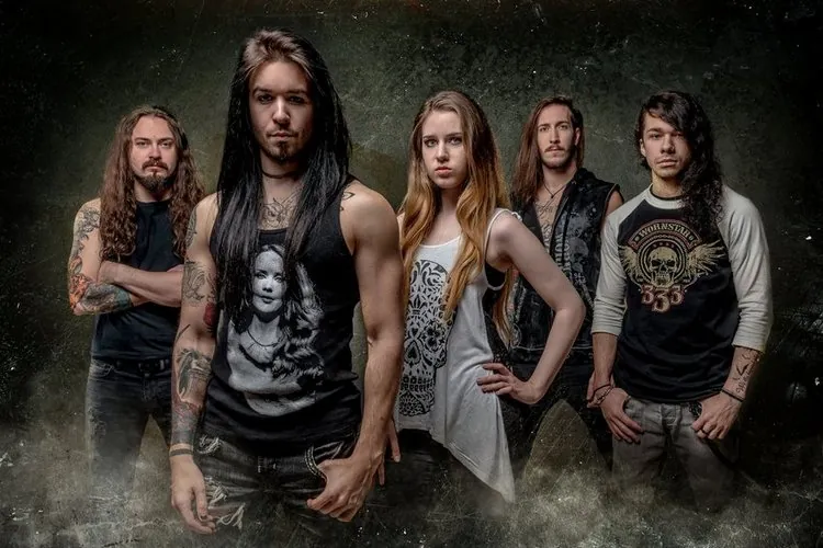 Starkill: guarda il lyric video ufficiale del nuovo singolo 'Silhouettes'