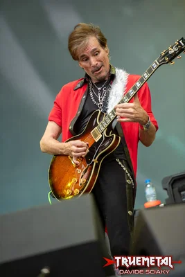 Steve Vai-10
