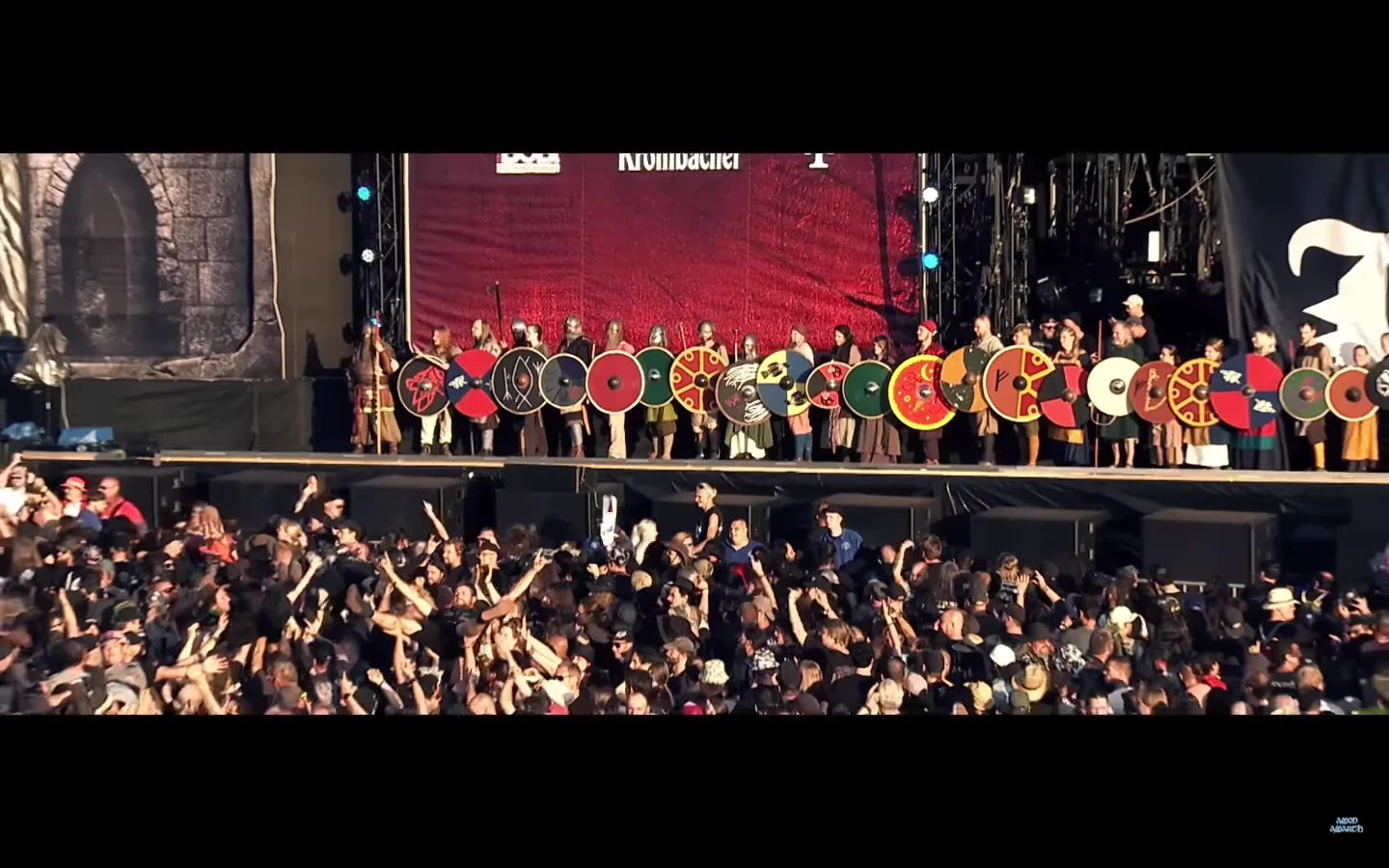 Amon Amarth: pubblicano il video-resoconto dello show a sorpresa al Wacken Open Air