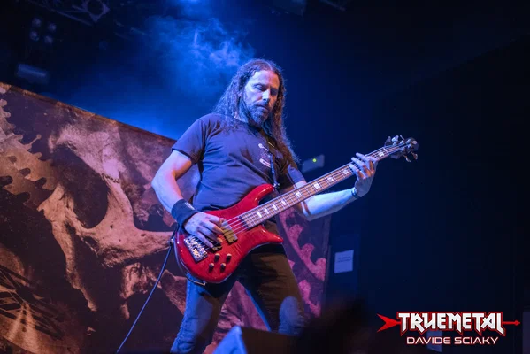 Extrema (1 of 15)