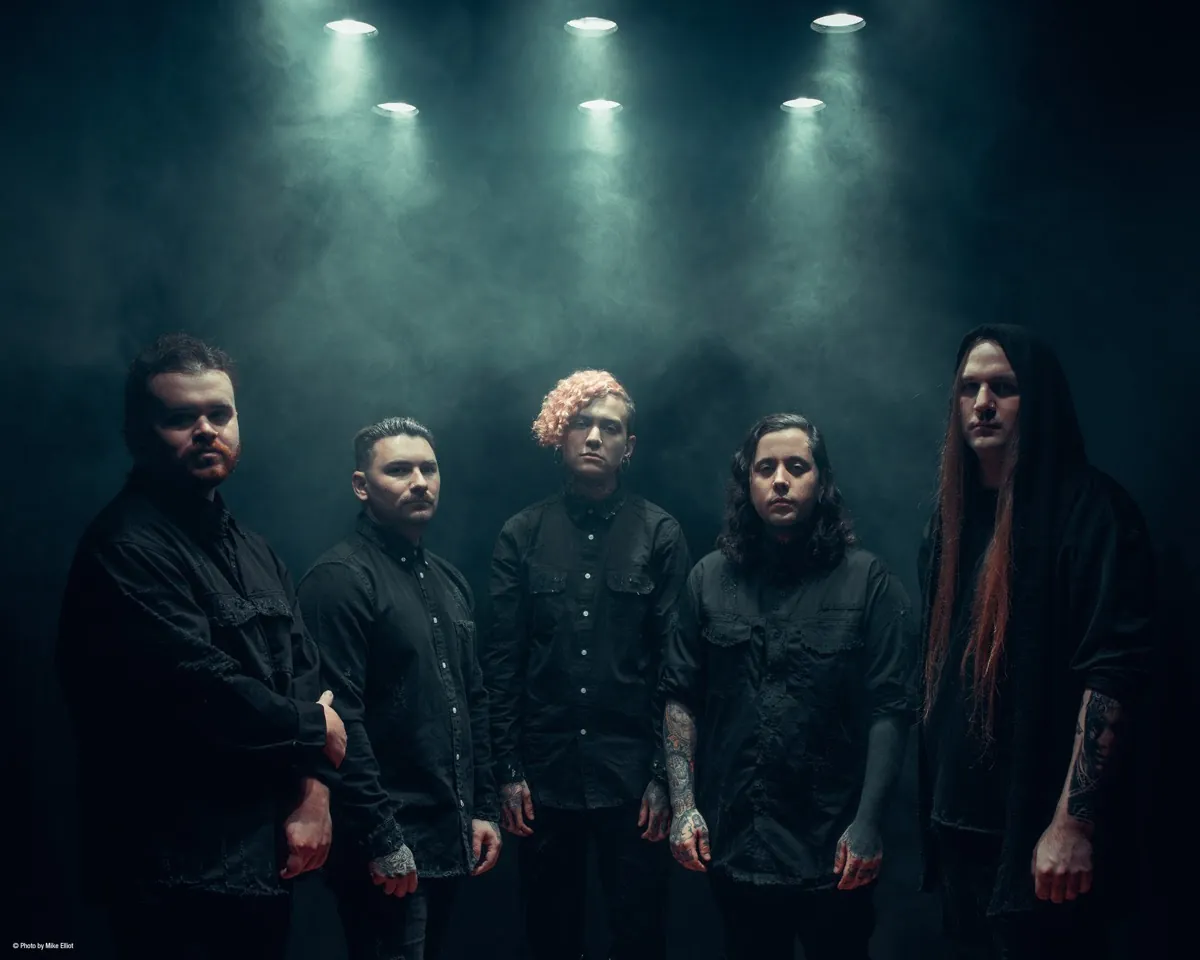 Lorna Shore: presentano il nuovo singolo 'Pain Remains I: Dancing Like Flames', guarda il video ufficiale