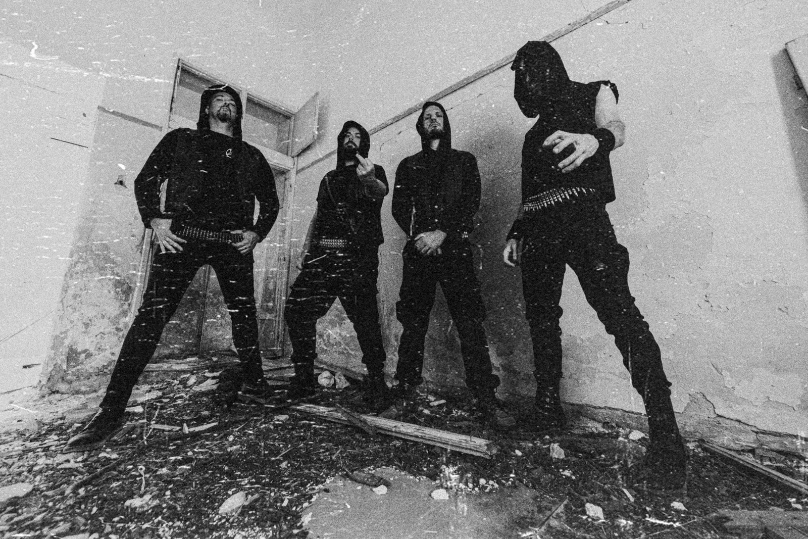 Embrace of Thorns: ascolta in anteprima tutto l'imminente album "Entropy Dynamics"