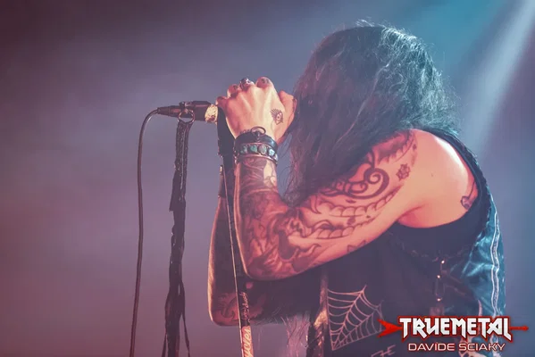 Amorphis-2