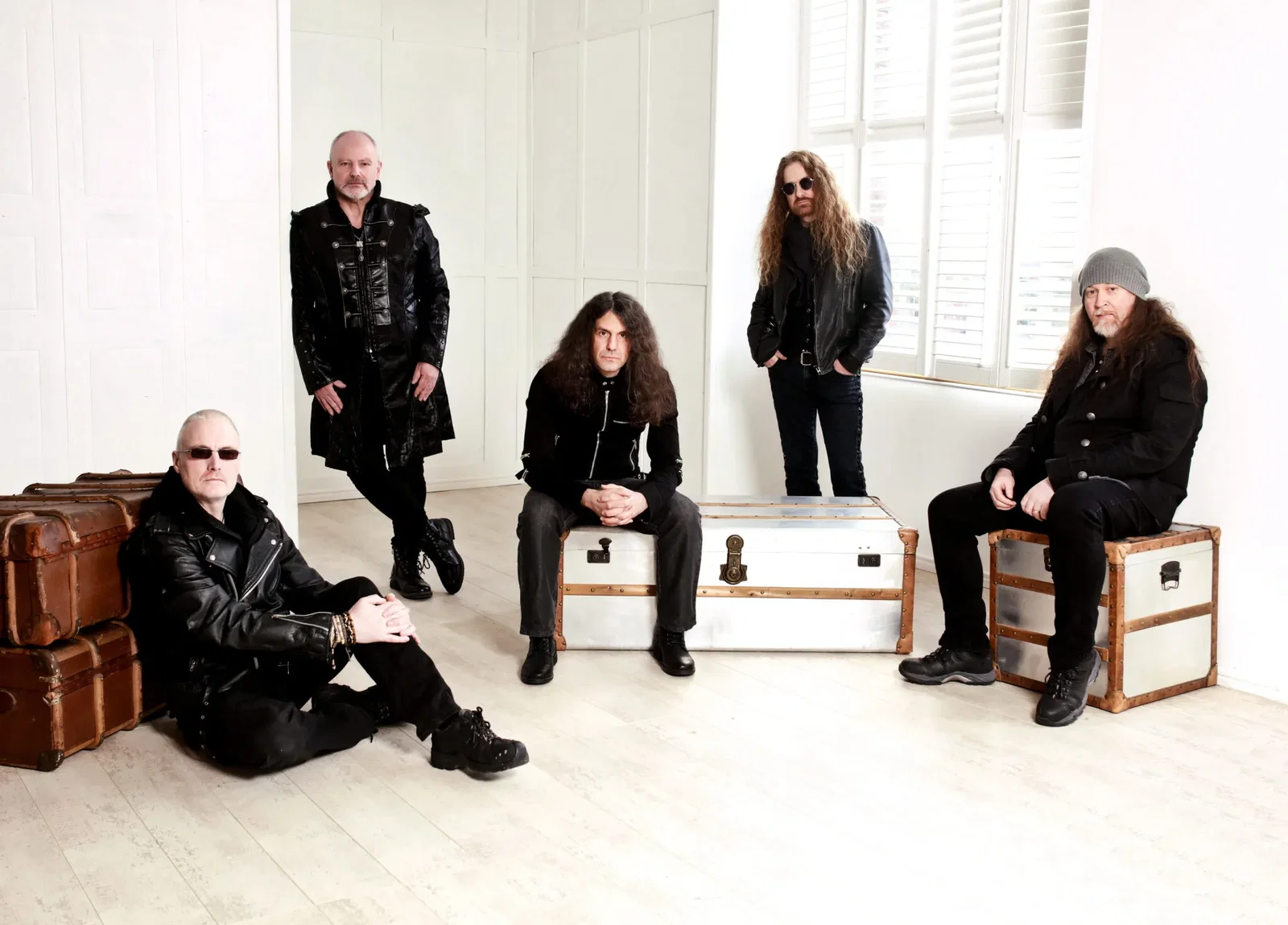 TEN: annunciano il nuovo album "Something Wicked This Way Comes"; guarda il video di 'The Tidal Wave'