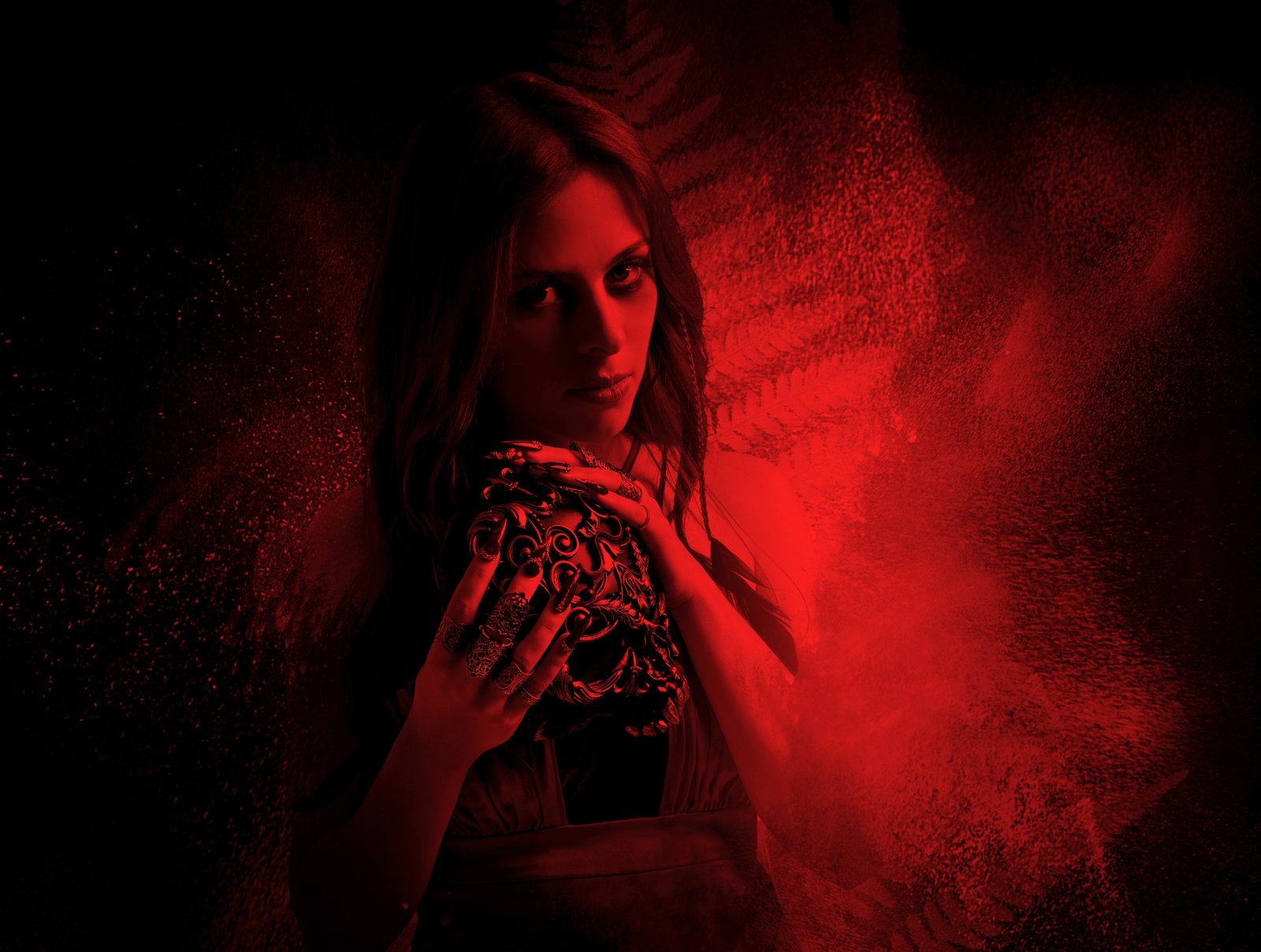 Beyond The Black: il video del nuovo singolo 'Dancing In The Dark'
