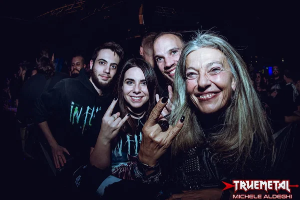 _MIK6881