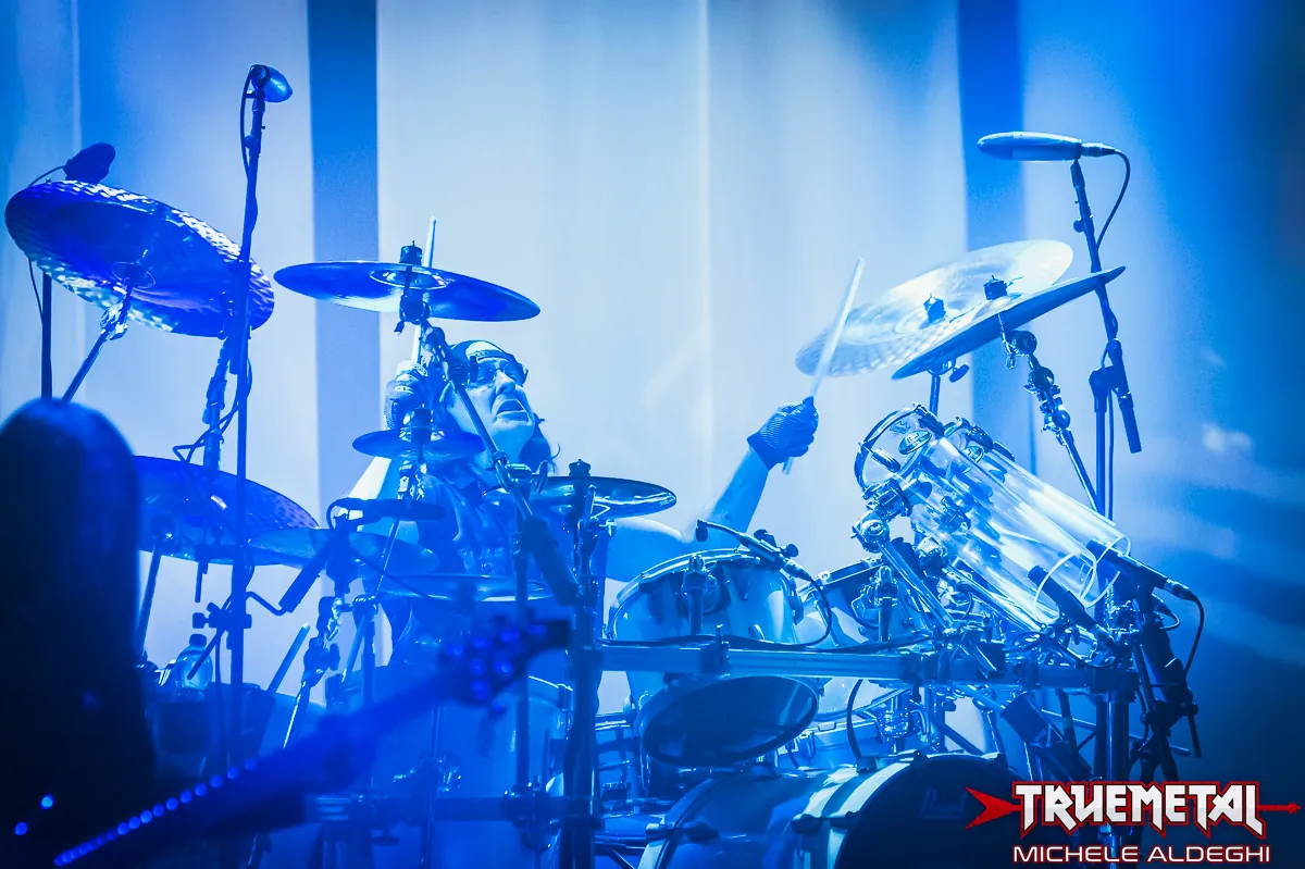 Dream Theater: Mike Mangini, "Fortunato per la mia esperienza nella band"