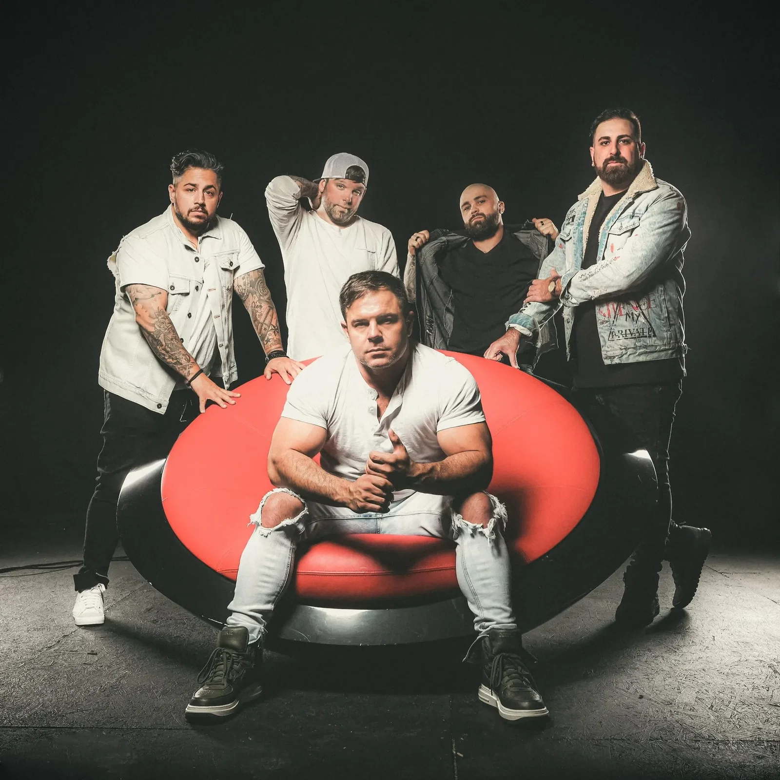 Lansdowne: il music video ufficiale di 'Filthy'