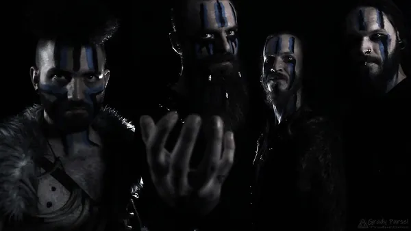 Idolatrous: firmano con Wormholedeath