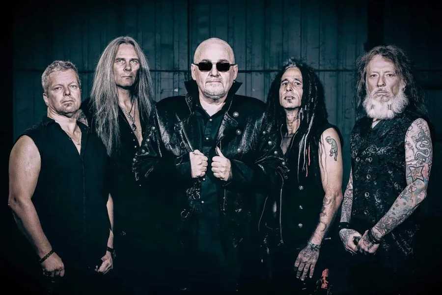 Black & Damned: i dettagli del nuovo album, "Servants Of The Devil"