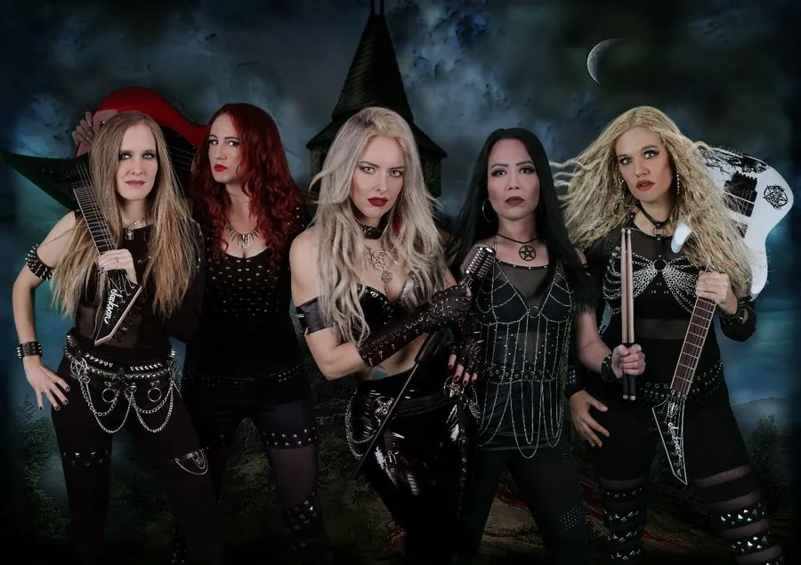 Burning Witches: svelato il titolo del nuovo album, primo estratto online