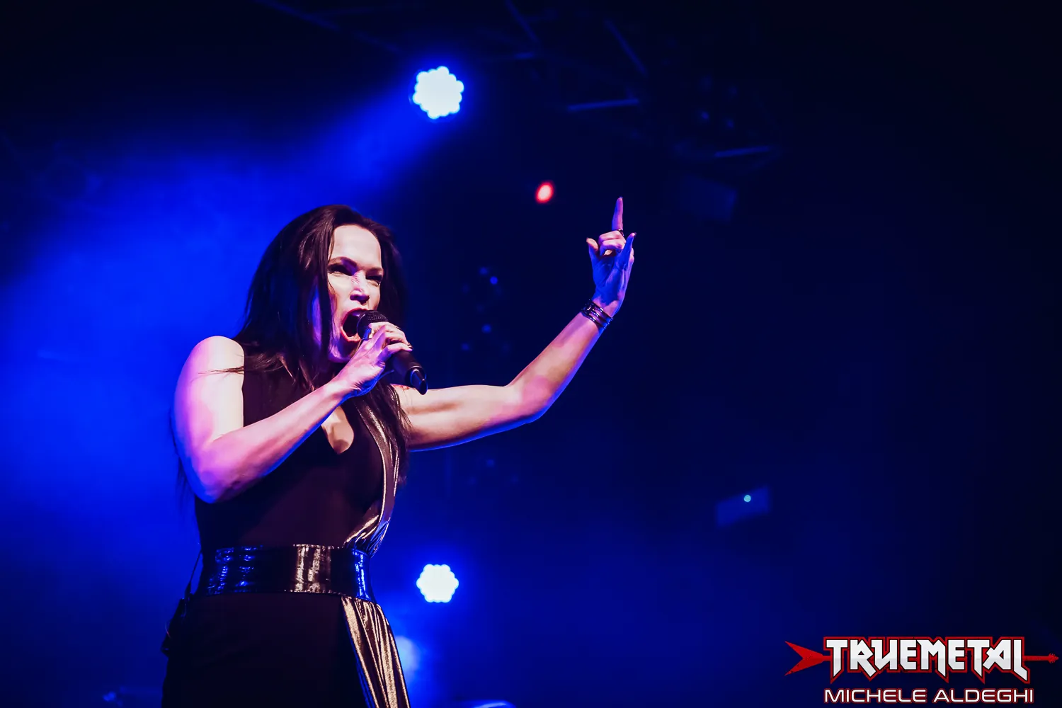 Tarja: annuncia l'album natalizio "Dark Christmas", guarda il video del primo singolo 'Frosty the Snowman'