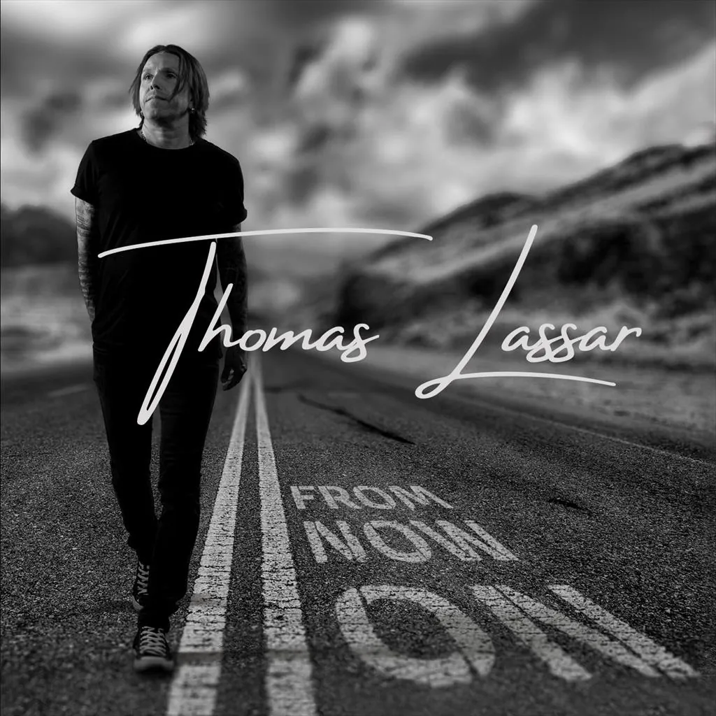 Thomas Lassar: online il nuovo singolo e video 'When My Ship Comes In'