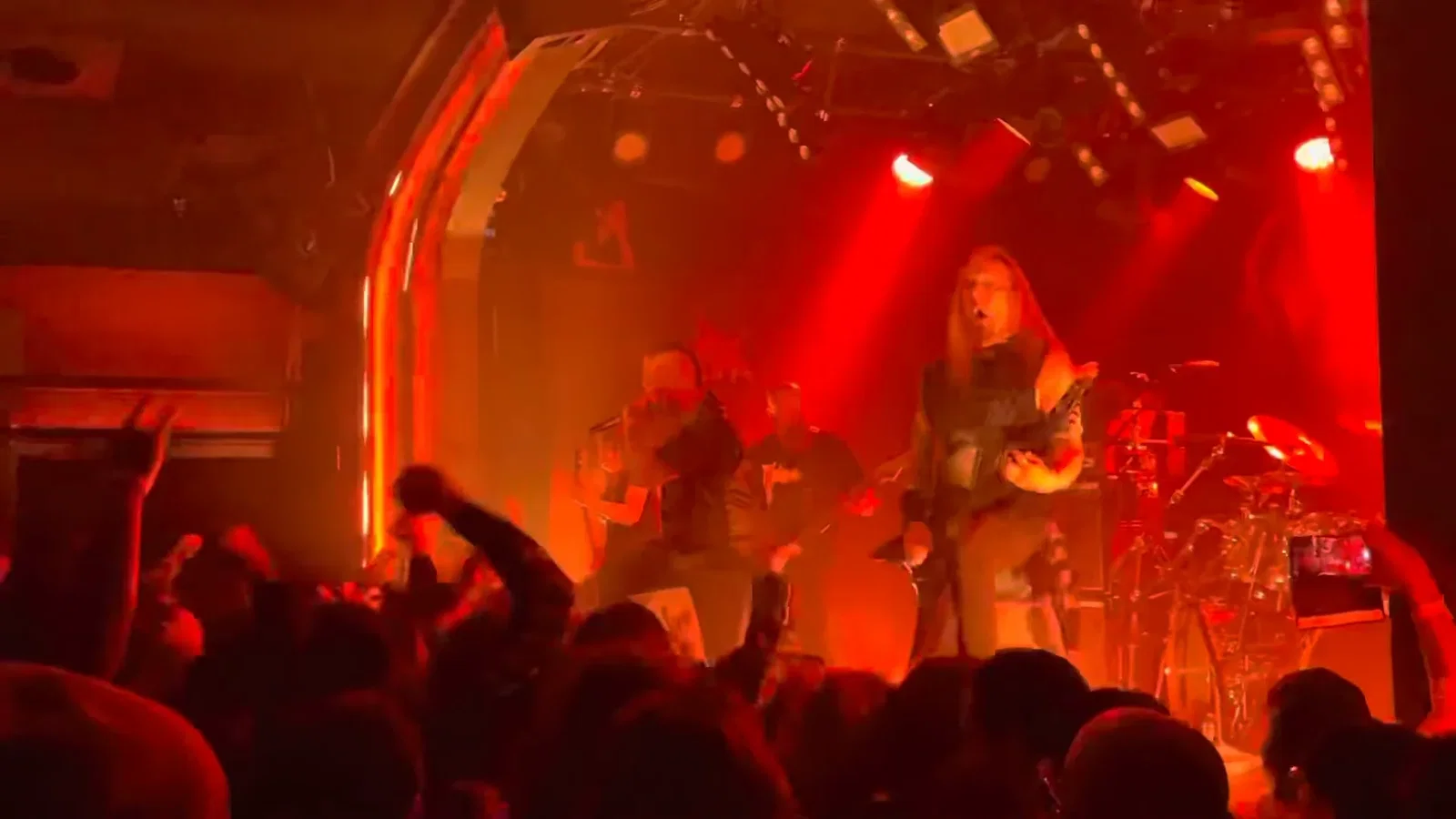 Dark Angel: i video dei primi due show senza Jim Durkin
