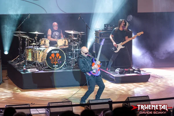 Joe Satriani-5