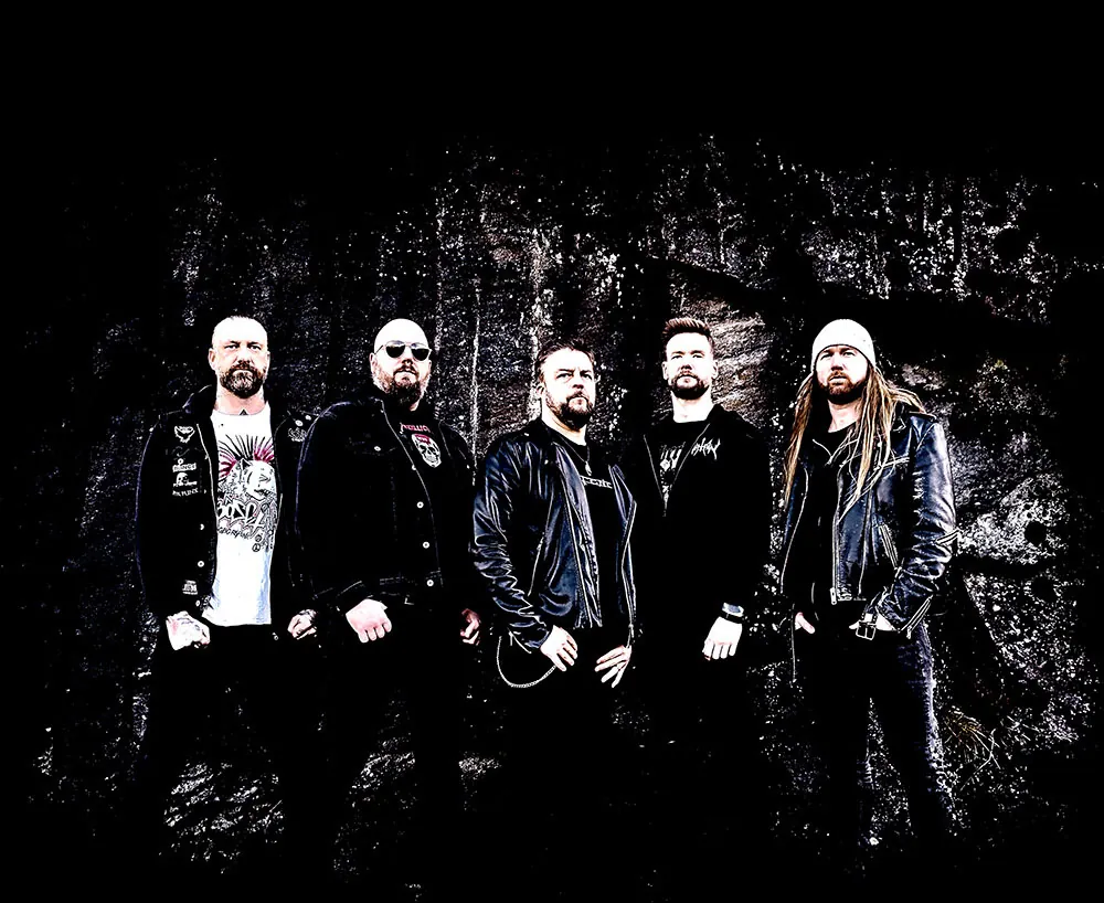 The Crown: le prime date del tour europeo affiancati dagli Schizophrenia