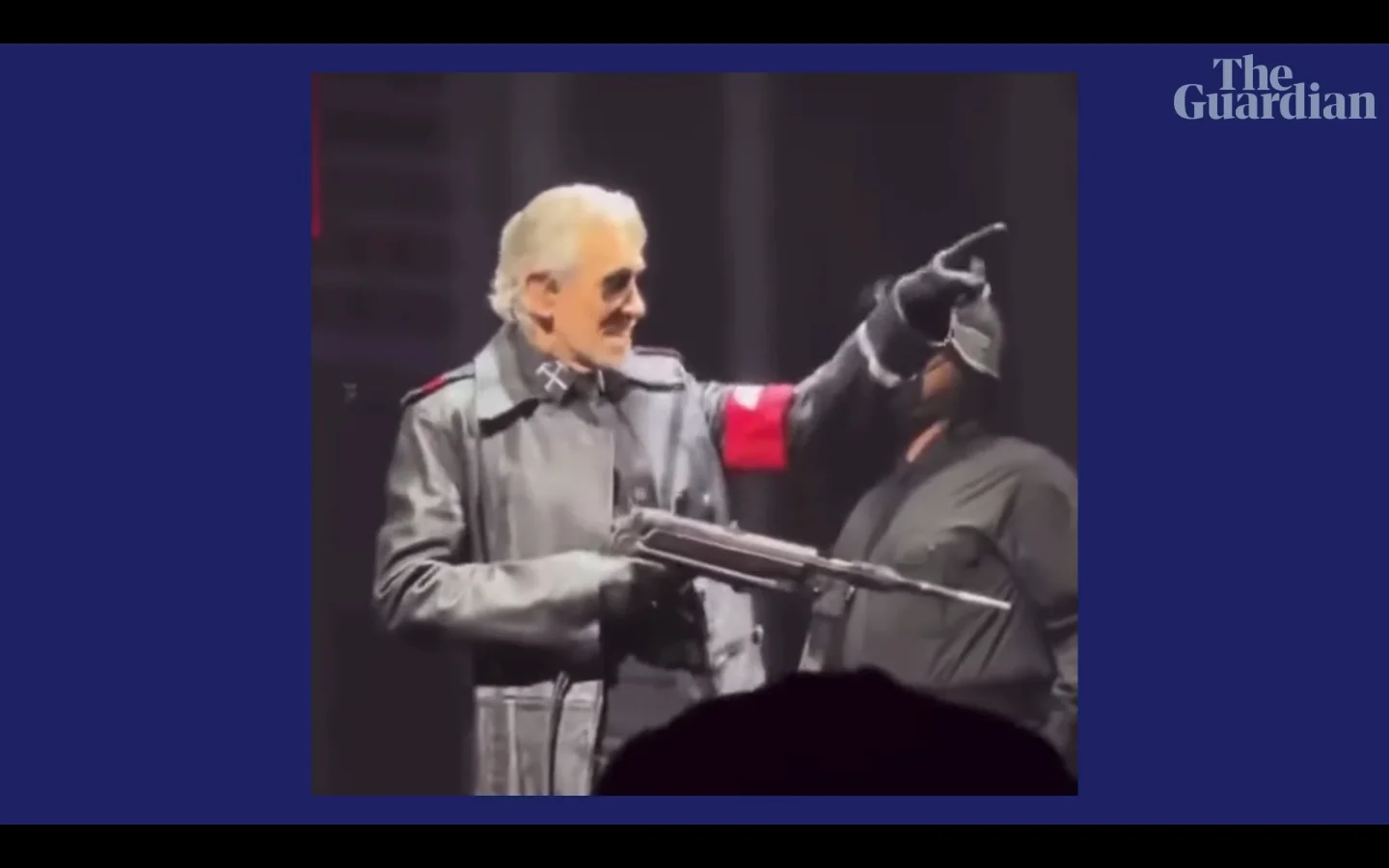 Roger Waters: la polizia tedesca apre un'indagine per il suo costume nazista allo show di Berlino
