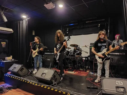 Soundcheck per i Miscreance